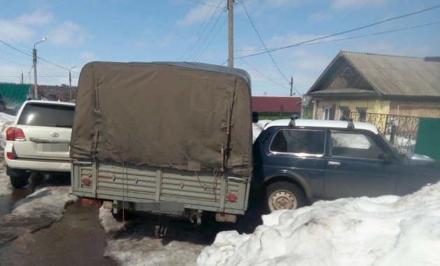В Башкирии рабочий насмерть задавил начальника его же машиной
В Башкирии рабочий насмерть задавил начальника его же машиной