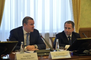 Руководитель Рослесхоза поддержал идею Рустэма Хамитова о создании окружного центра мониторинга пожарной ситуации
Руководитель Рослесхоза поддержал идею Рустэма Хамитова о создании окружного центра мониторинга пожарной ситуации