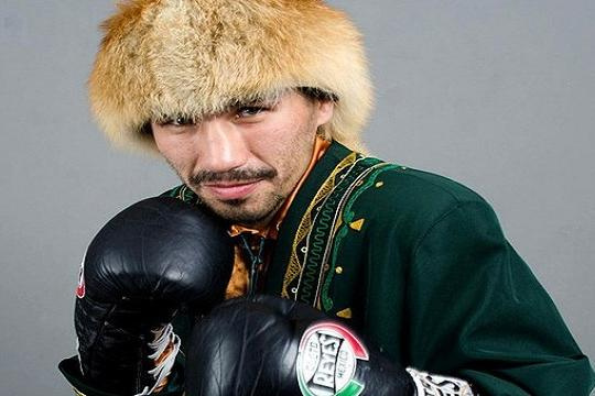Боксер из Башкирии Денис Шафиков одержал 40 победу, взяв верх над филиппинцем Джоном Джемино