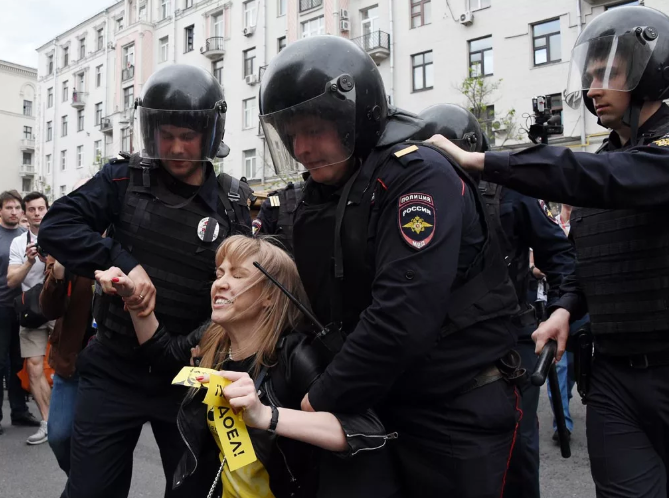 Митинг и силовики