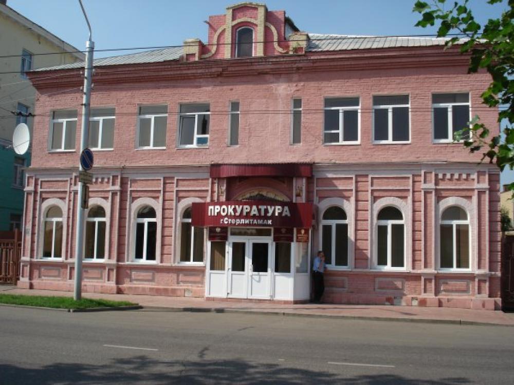 В Стерлитамаке коммерческую фирму оштрафовали за незаконное привлечение к работе муниципального служащего