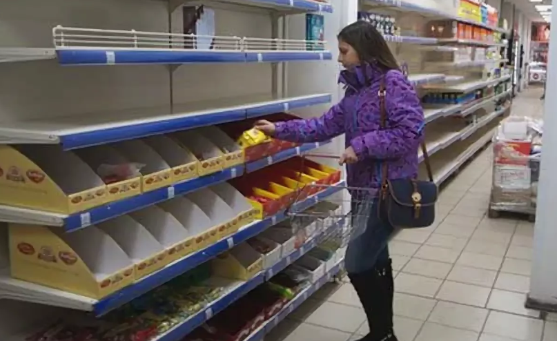 Пустые полки