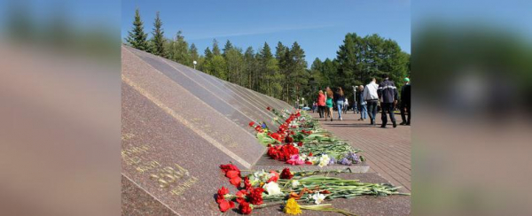 700 тысяч человек ушли на фронт и половина не вернулась: Радий Хабиров напомнил, какой ценой досталась великая Победа жителям Башкирии 700 тысяч человек ушли на фронт и половина не вернулась: Радий Хабиров напомнил, какой ценой досталась великая Победа жителям Башкирии0