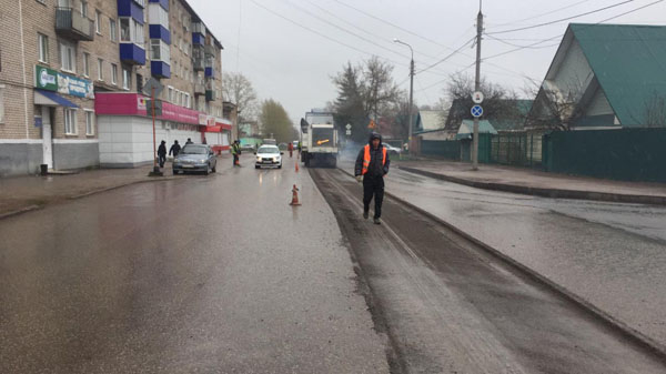 В Стерлитамаке продолжается ремонт дорог В Стерлитамаке продолжается ремонт дорог1