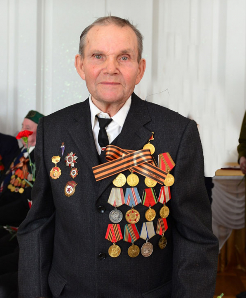 Вечная память ушедшим! Вечная слава живым! Вечная память ушедшим! Вечная слава живым!3