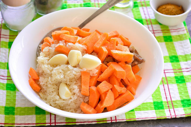 Плов в рукаве в духовке — простой и вкусный рецепт без хлопот