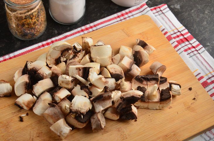 Фетучини с грибами и ветчиной — вкусное и простое блюдо