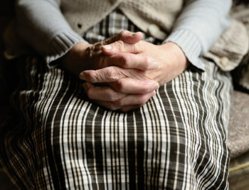 «Ваш родственник попал в ДТП»: в Стерлитамаке 84-летнюю бабушку обманули на 125 тысяч рублей «Ваш родственник попал в ДТП»: в Стерлитамаке 84-летнюю бабушку обманули на 125 тысяч рублей0