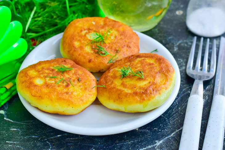Картопляники с фаршем — простое и отменное по вкусу блюдо
