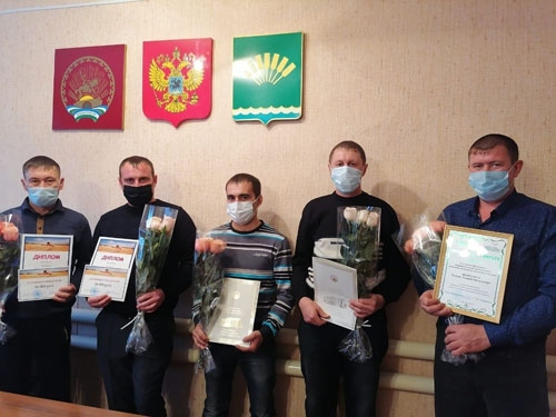 В Стерлитамакском районе наградили победителей конкурса профессионального мастерства В Стерлитамакском районе наградили победителей конкурса профессионального мастерства3