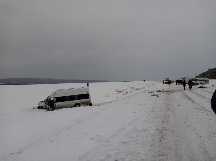 В ДТП с двумя автобусами в Башкирии погибли два ребенка В ДТП с двумя автобусами в Башкирии погибли два ребенка