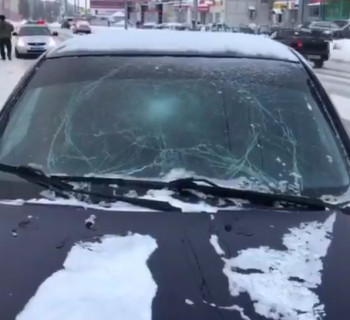 В Стерлитамаке водитель "Лады Гранты" сбил пешехода на "зебре" В Стерлитамаке водитель "Лады Гранты" сбил пешехода на "зебре"0