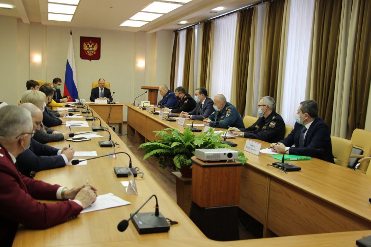 На первом совещании в должности ГФИ Алексей Касьянов обсудил проблемы обманутых дольщиков На первом совещании в должности ГФИ Алексей Касьянов обсудил проблемы обманутых дольщиков