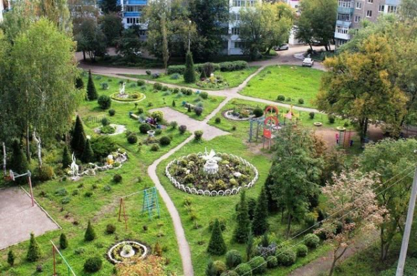 610 млн рублей направят на благоустройство дворов в 14 городах в Башкирии 610 млн рублей направят на благоустройство дворов в 14 городах в Башкирии0