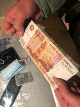 Шестеро парней из Стерлитамака сбывали поддельные купюры по 5000 рублей Шестеро парней из Стерлитамака сбывали поддельные купюры по 5000 рублей0