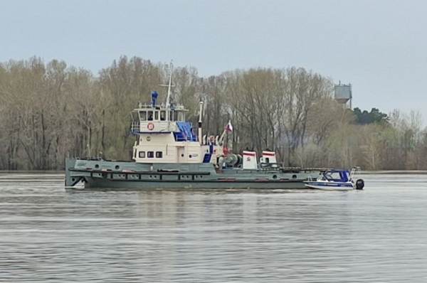 На торжественное открытие навигации в Уфе пришлось приглашать частные суда Корабли