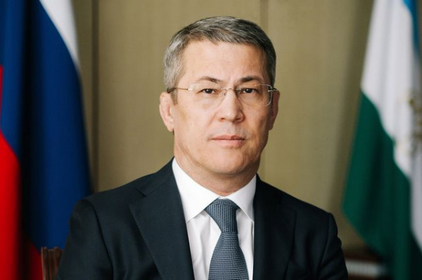 Радий Хабиров поставил три ключевые задачи перед главами районов Радий Хабиров поставил три ключевые задачи перед главами районов0