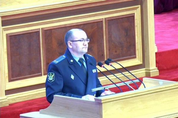 Главного пристава Башкирии спросили про помощника, «сбежавшего» от вопросов Главного пристава Башкирии спросили про помощника, «сбежавшего» от вопросов0