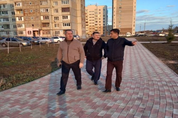И.о. министра ЖКХ Башкирии посетил район, который хочет отделиться от Уфы И.о. министра ЖКХ Башкирии посетил район, который хочет отделиться от Уфы0