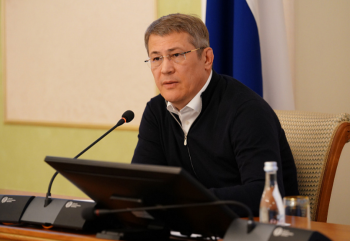 Радий Хабиров возмутился очередями в поликлиниках Стерлитамака Радий Хабиров возмутился очередями в поликлиниках Стерлитамака0