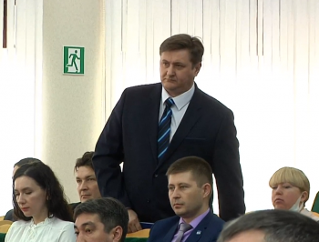 Мэр Стерлитамака представил нового заведующего сектором транспорта и связи Мэр Стерлитамака представил нового заведующего сектором транспорта и связи 0