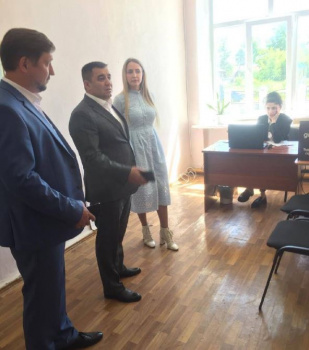 В микрорайоне Шахтау Стерлитамака открылся выездной офис МФЦ В микрорайоне Шахтау Стерлитамака открылся выездной офис МФЦ0