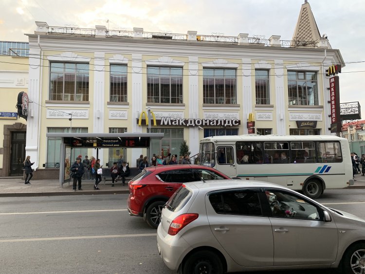 Для старого центра Уфы закупят пять умных остановок Для старого центра Уфы закупят пять умных остановок