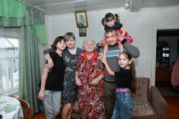 Научились жить. Многодетная семья в Башкирии полгода ждала отца из зоны СВО Научились жить. Многодетная семья в Башкирии полгода ждала отца из зоны СВО0
