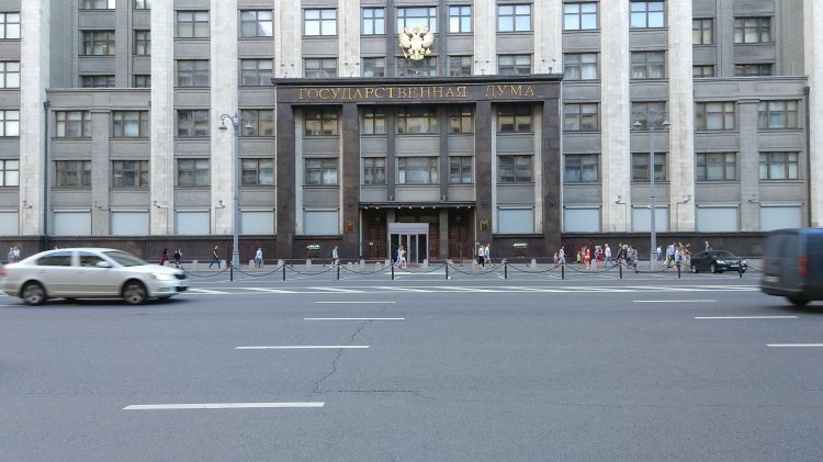 Госдума РФ приняла закон об обязательном страховании пассажиров такси минимум на 2 млн рублей Госдума РФ приняла закон об обязательном страховании пассажиров такси минимум на 2 млн рублей