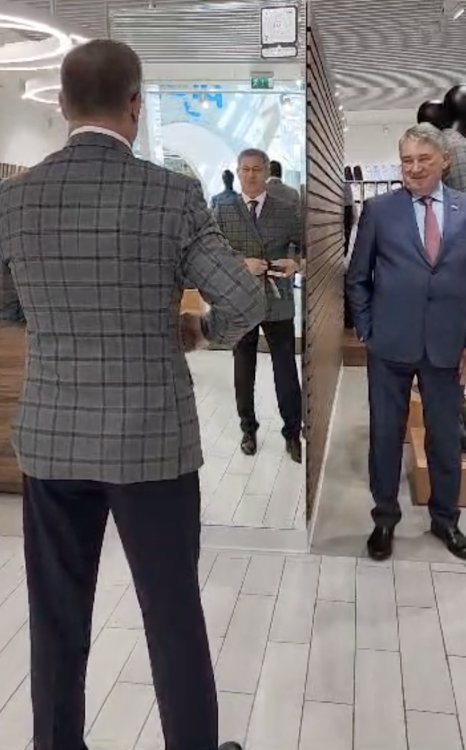 В Уфе состоялось открытие первого фирменного магазина «Коминтерн» В Уфе состоялось открытие первого фирменного магазина «Коминтерн»