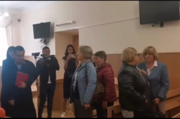 Экс-президенту Нотариальной палаты Башкирии вынесли приговор в Уфе Экс-президенту Нотариальной палаты Башкирии вынесли приговор в Уфе0