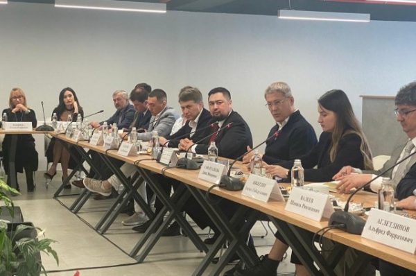 Хабиров сообщил, что на промышленных объектах готовят защиту от дронов Хабиров сообщил, что на промышленных объектах готовят защиту от дронов0