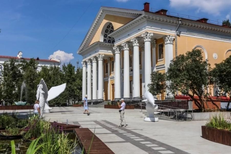 В центре Уфы завершилось благоустройство сквера «Кино» В центре Уфы завершилось благоустройство сквера «Кино»0