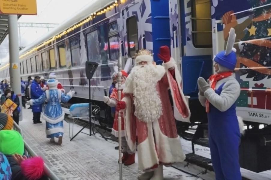 В Уфе Поезд Деда Мороза посетило более 8,6 тыс. человек В Уфе Поезд Деда Мороза посетило более 8,6 тыс. человек0