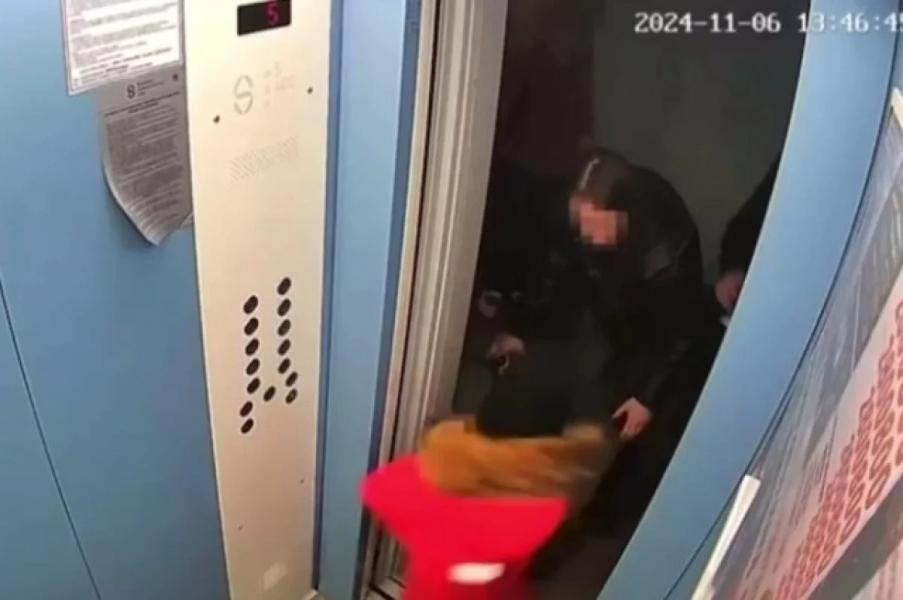 Уфимец, избивший 6-летнего сына в лифте пойдет под суд Уфимец, избивший 6-летнего сына в лифте пойдет под суд0