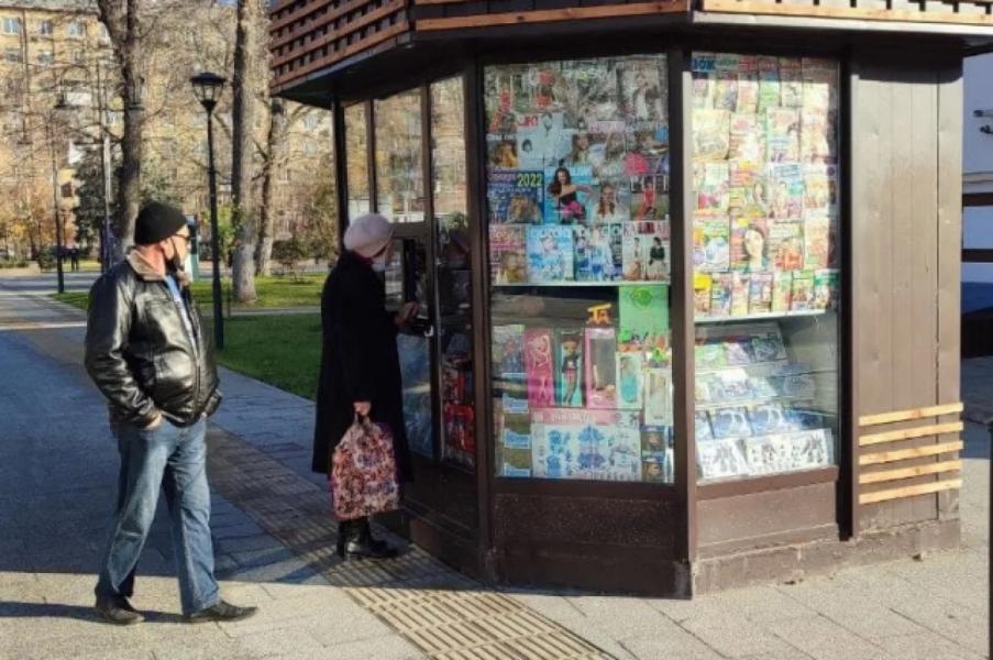 В Уфе с начала года демонтировали 11 незаконных ларьков В Уфе с начала года демонтировали 11 незаконных ларьков0