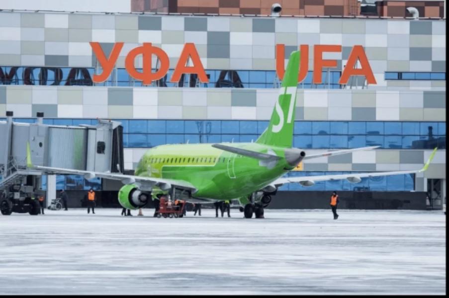 В Уфимском аэропорту сняты ограничения на полеты В Уфимском аэропорту сняты ограничения на полеты0