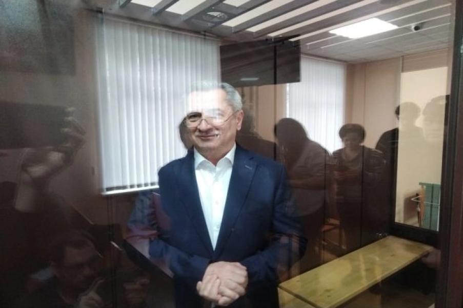 «Говорил: платите за работу». Бывшего вице-премьера начали судить за взятку марзаев