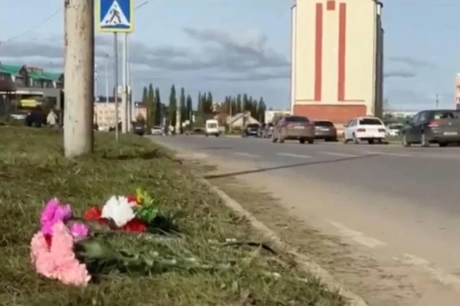 На месте резонансного ДТП в Туймазах появился стихийной мемориал На месте резонансного ДТП в Туймазах появился стихийной мемориал0