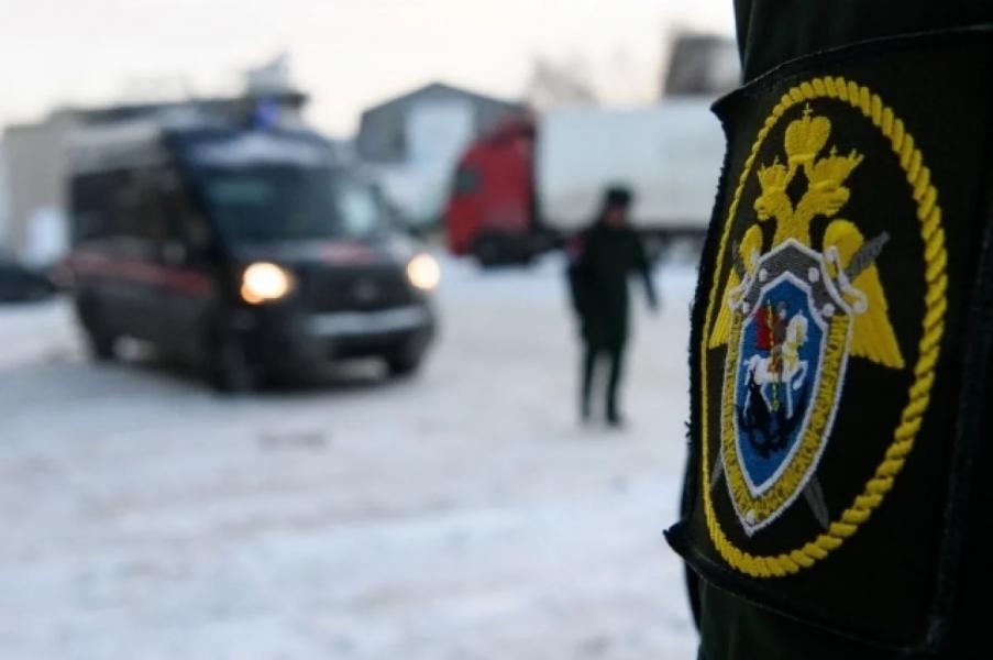 СК завел уголовное дело по факту падения наледи на бабушку и ребенка в Уфе СК завел уголовное дело по факту падения наледи на бабушку и ребенка в Уфе0