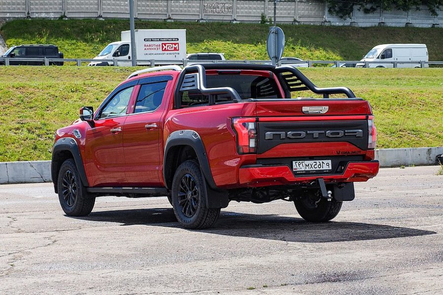 Америкэн бой: тест-драйв Foton Tunland V9