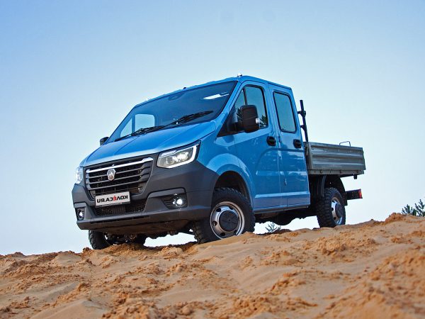 По полям и лугам: тестирование Газели NN 4×4 По полям, по лугам: тест-драйв Газели NN 4×4