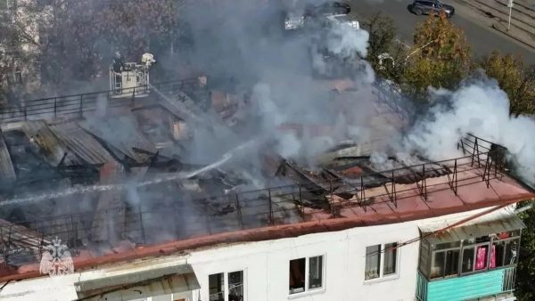 Стало известно, когда восстановят сгоревшую крышу пятиэтажки на Зорге в Уфе Стало известно, когда восстановят сгоревшую крышу пятиэтажки на Зорге в Уфе
